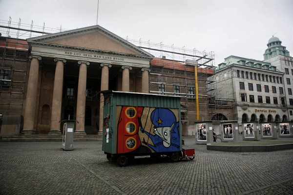  : BOOK AND EXHIBITION : Charlotte Oestervang Photography