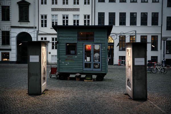  : BOOK AND EXHIBITION : Charlotte Oestervang Photography