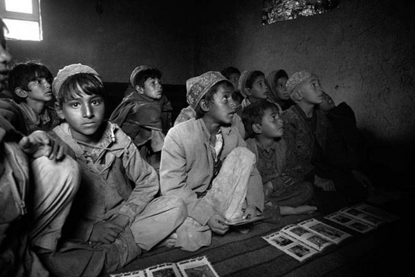 Mine Risk Education (MRE) : Demining in Kabul : Charlotte Oestervang Photography